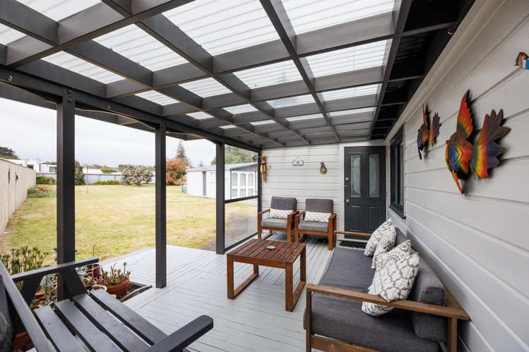 31 Koputara Road Himatangi Beach_12