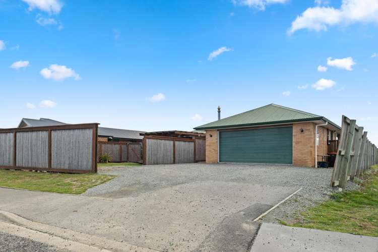 21 Lakeland Avenue Twizel_20