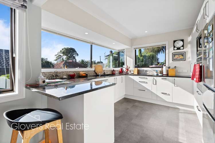 2/169 Titirangi Road New Lynn_5