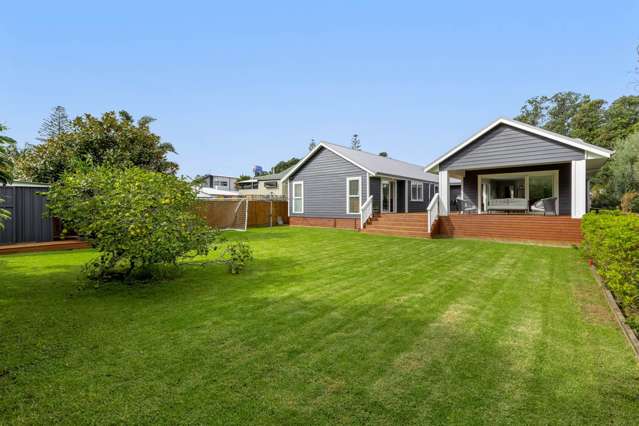 53 Arkles Strand Arkles Bay_4
