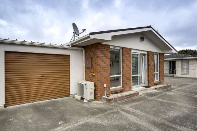 Spacious, smart, secure and central; Taradale