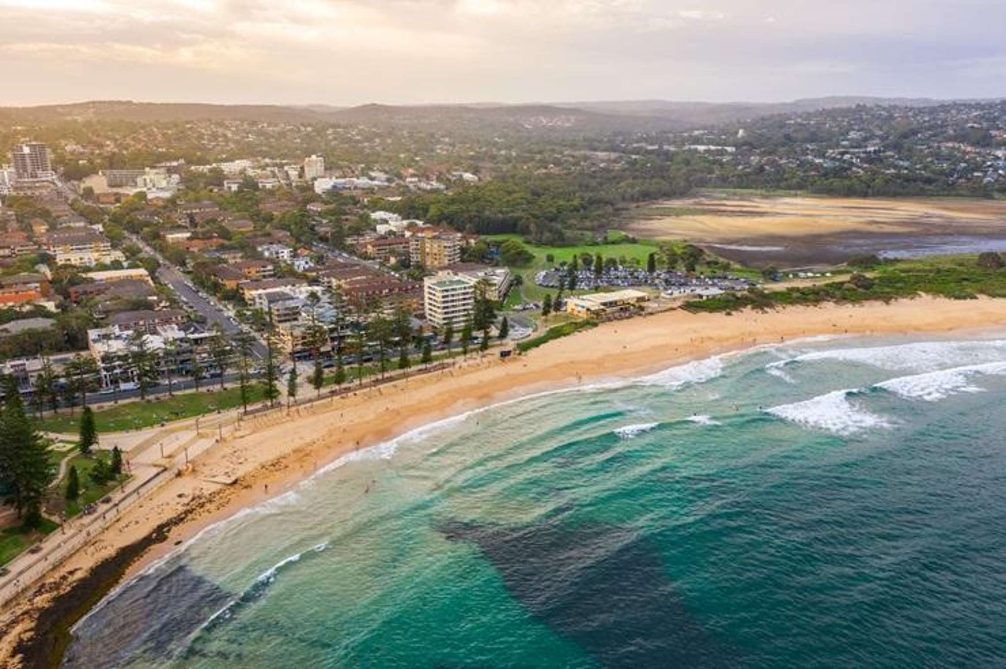 Jacinda Ardern’s new Aussie neighbourhood: Surf, sharks and a $6m record buy
