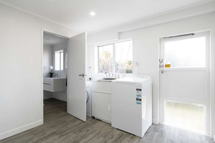 18 Honeystone Street Helensburgh_17