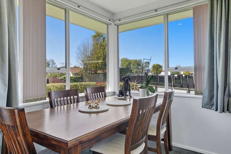 15 Bowie Drive Woodend_2