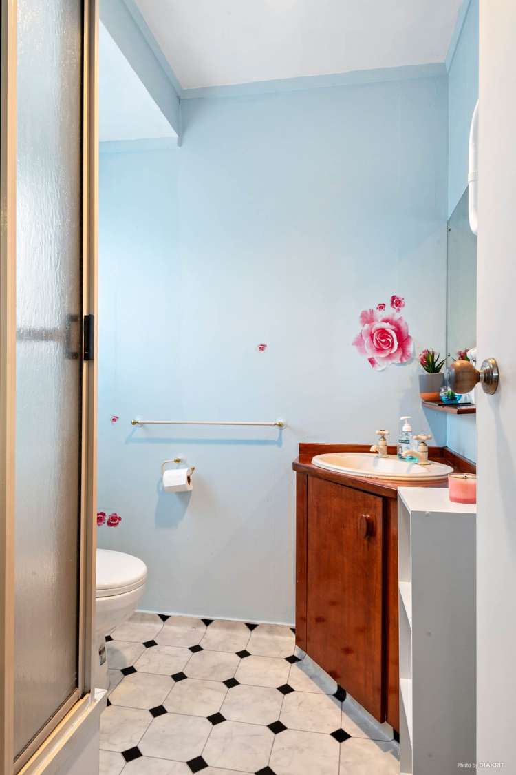 2/132 Botany Road Botany Downs_10