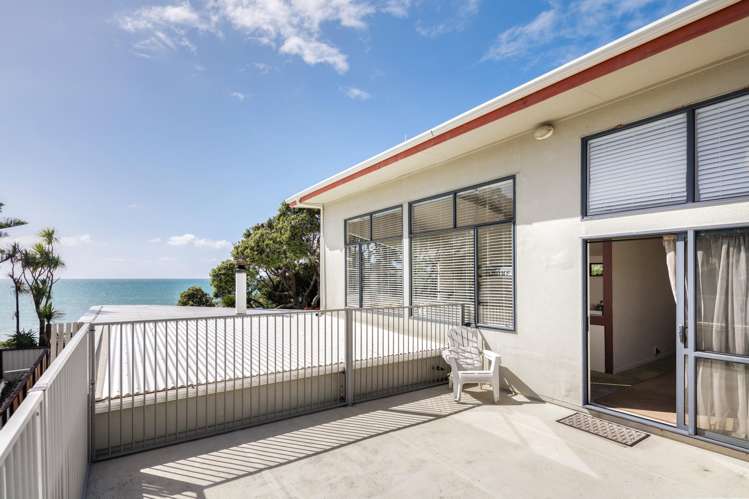 2 Tuahine Crescent Wainui_10