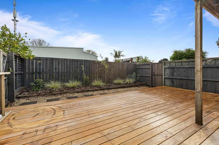 2/15 Lovell Court Albany_7