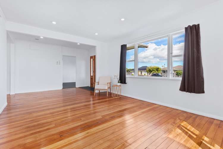 58 Parker Avenue Levin_6