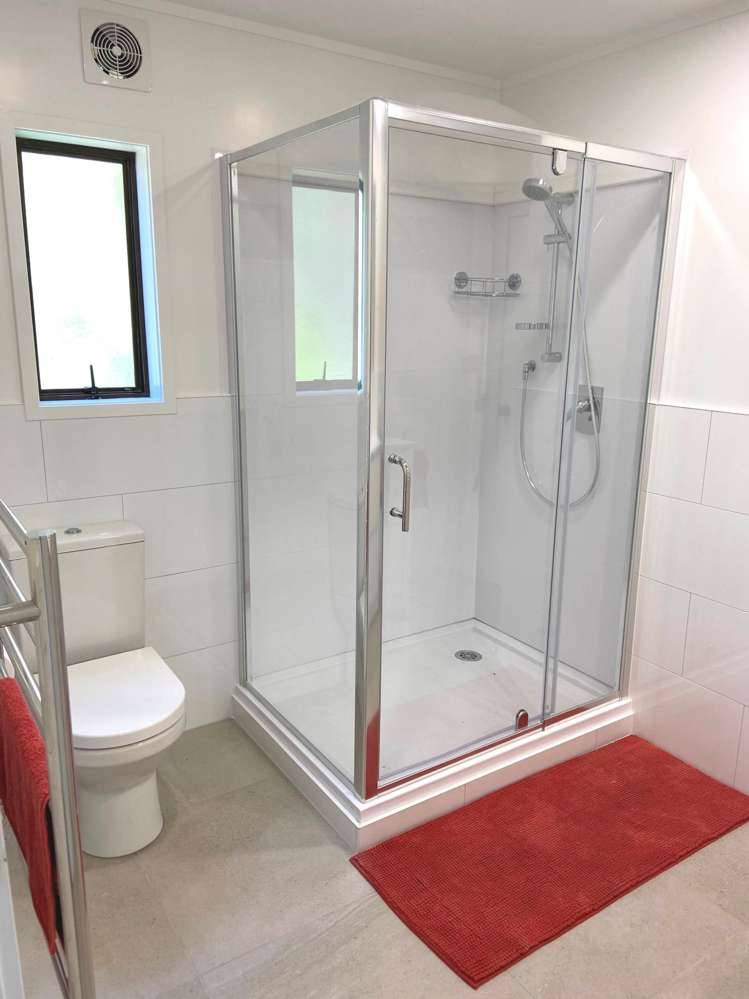 2/10 Lansdowne Street Bayswater_10