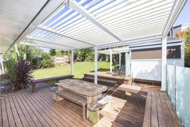 37 Heather Green Avenue Meremere_5