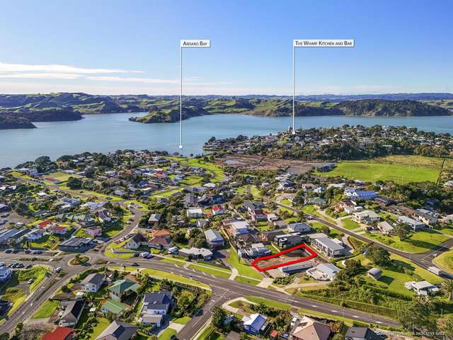 50B Bow Street Raglan_1