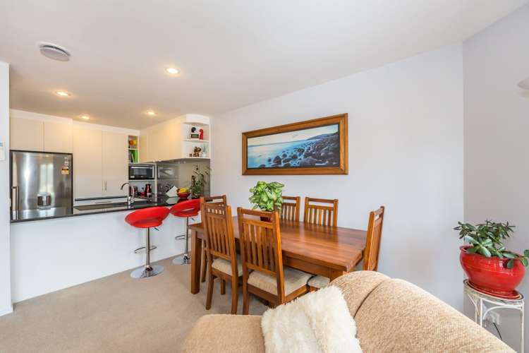 6/14 Fields Parade Oteha_9