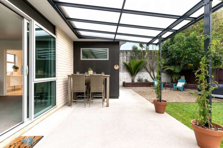 1 Ohau Drive Islington_16