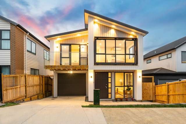 Brand-New Architectural Masterpiece with Views