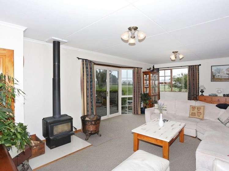 684 Lorne Dacre Road Roslyn Bush_14