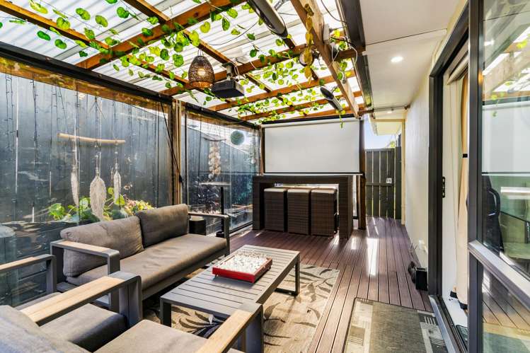 53 Mount Lebanon Crescent The Gardens_9