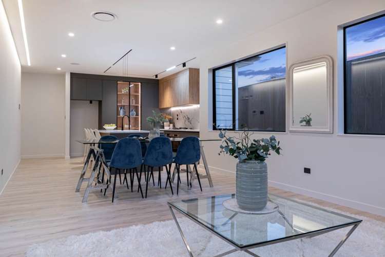 39 Matahae Crescent Wainui_11