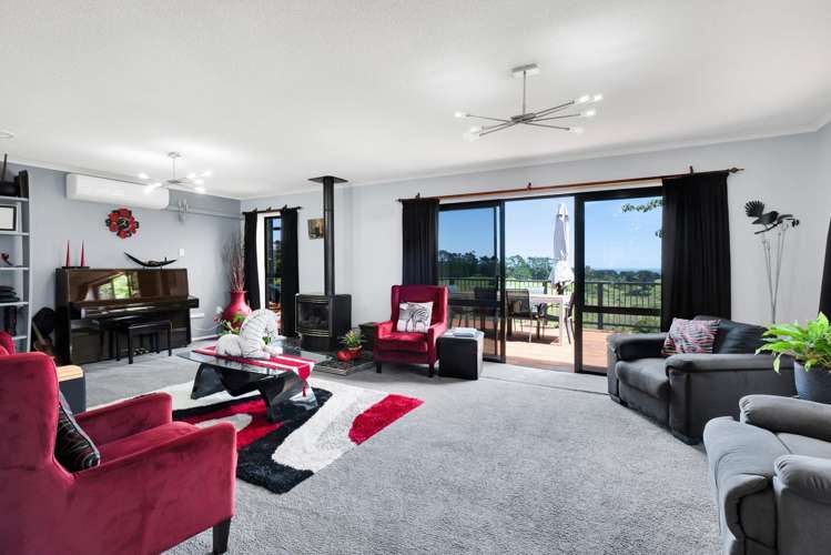 2 Waireka Road East Omata_9