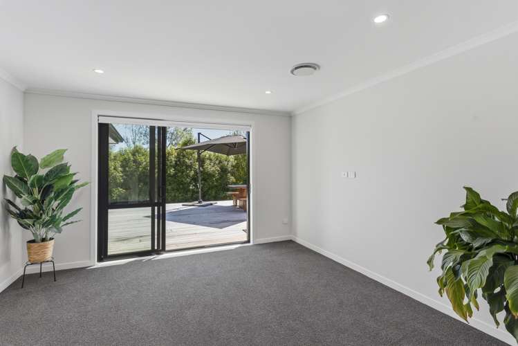 6 Hadfield Road Peka Peka_14