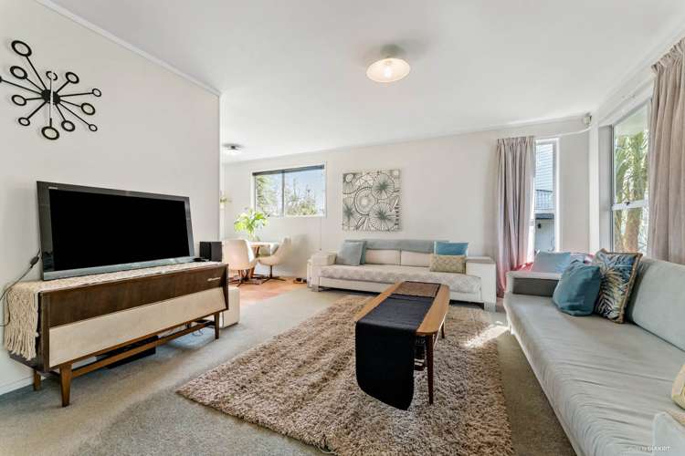 49 Konini Road Titirangi_16