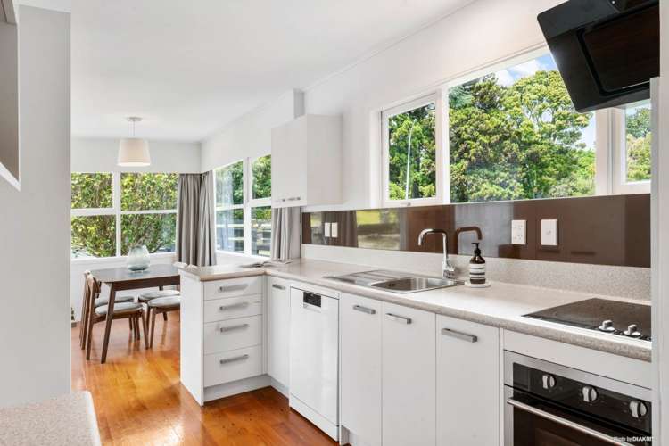 12 Dennis Avenue Hillpark_7