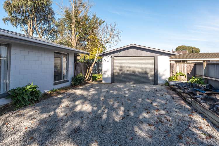 26 Gibbs Drive Woodend_21