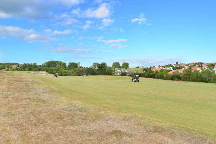 286 Alec Craig Way Gulf Harbour_32