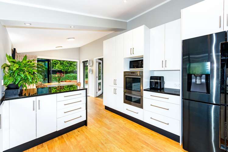 16 Woodbank Street Somerfield_7