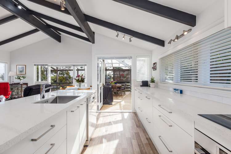 20 Tiri Road Manly_9