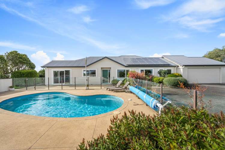 1382 Old North Road Helensville_6