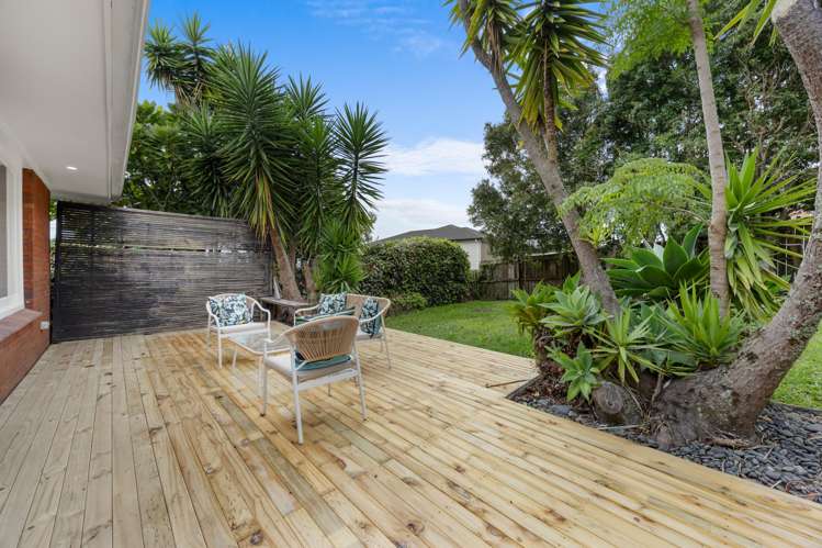 17 Downsview Road Pakuranga Heights_21