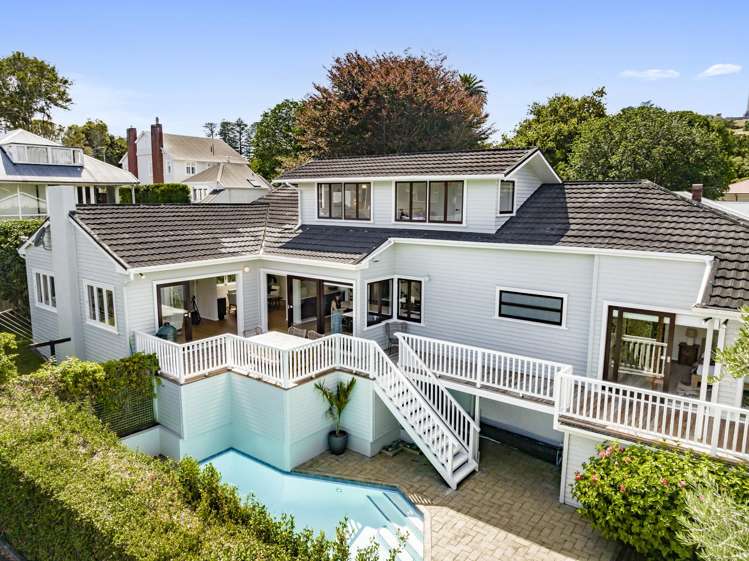 5A Crescent Road Epsom_22