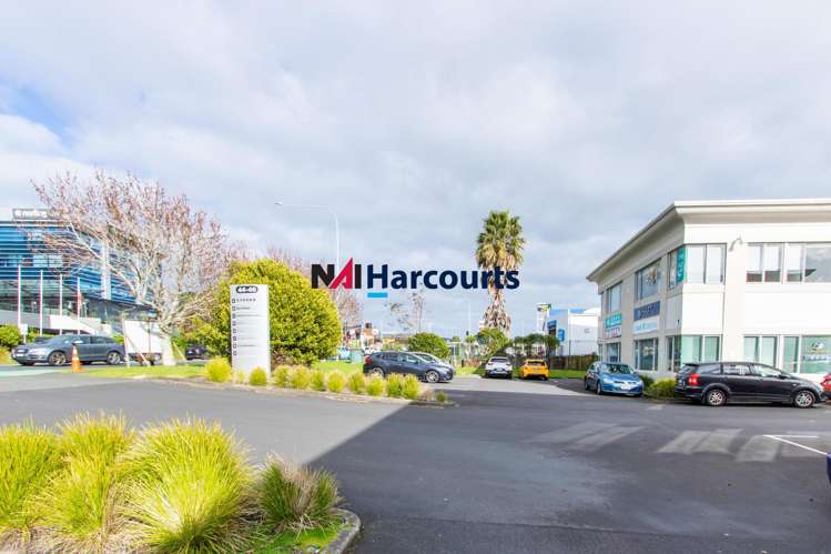 A/44-46 Constellation Drive Rosedale_9