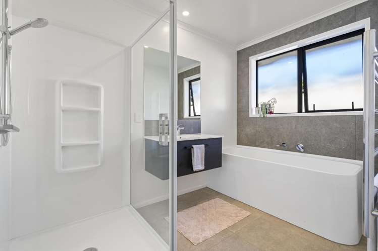 20 Rock Ridge Drive Te Kamo_15