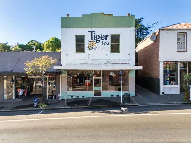 Main Street Flat with Retail Space
