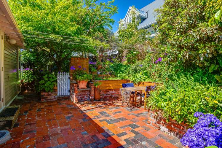 15 Ngaio Road Kelburn_23