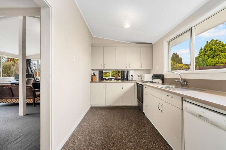 87 Long Melford Road Awapuni_9