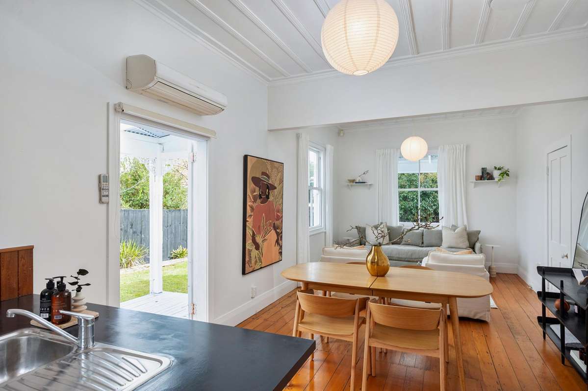 2/13 Tasman Avenue_1