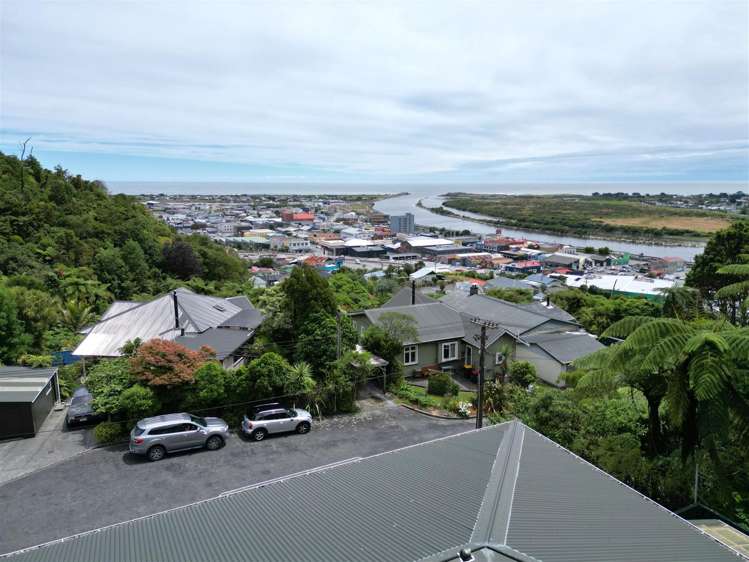 21 Mount Street Greymouth_25