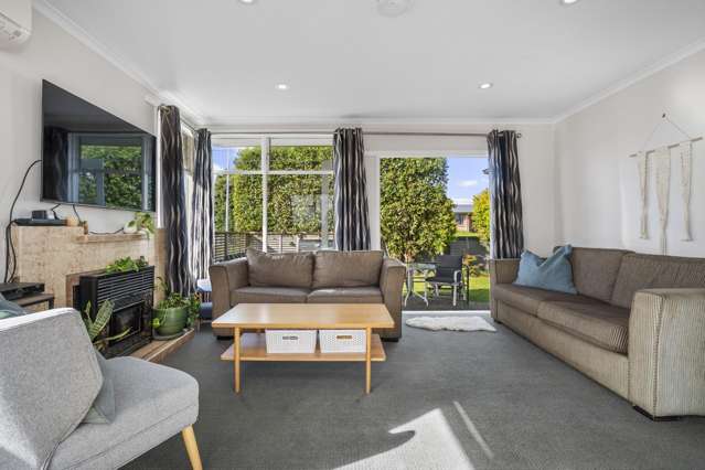 17 Hilltop Road Parkvale_3