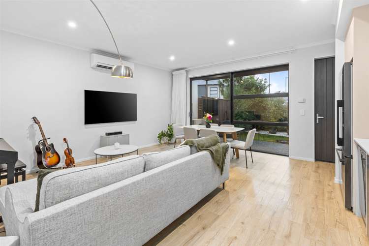 36 Sidney Wallingford Way Hobsonville_5