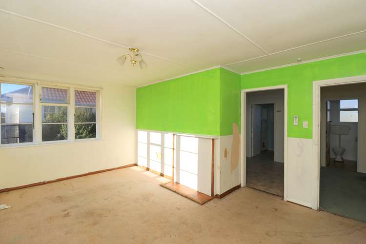 279 Saint Andrew Street Glengarry_5