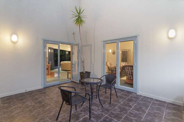 51 Staincross Street Green Bay_8