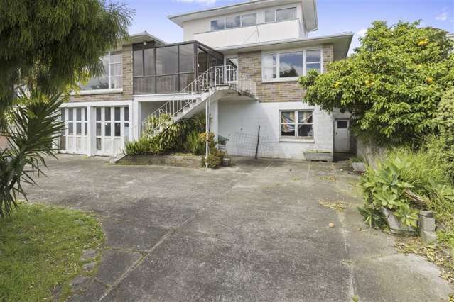 29 Seaview Road Otumoetai_4