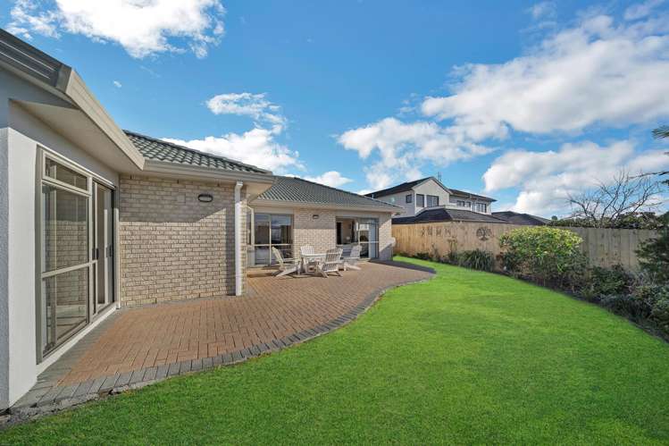7 Amesbury Rise Henderson_16