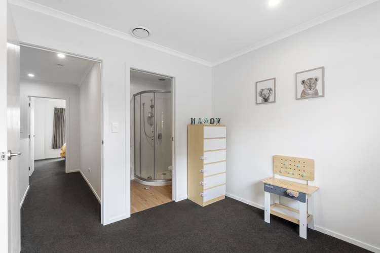 6/1 Vialou Street Hamilton Central_8