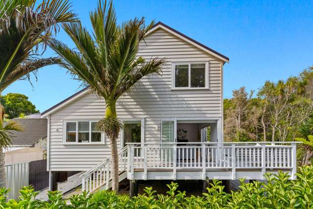 Coastal Living - Moments from the Beach