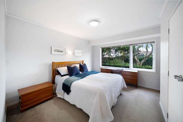 46 Meadway Sunnyhills_8