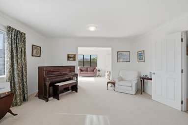 3 Meadowpark Drive_4