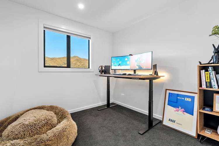 101 Burdon Loop Lake Hawea_14